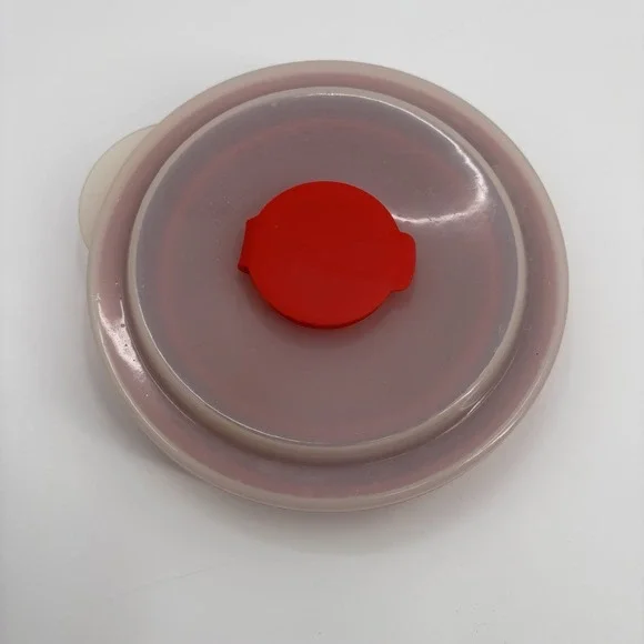 Pampered Chef Microwave Popcorn Popper Silicone Collapsible Bowl w/Lid - Picture 1 of 8